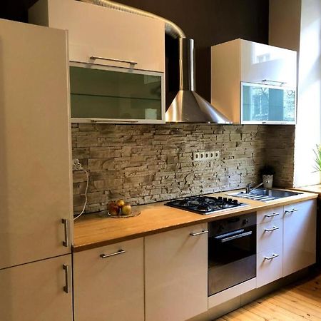 Wilcza 54: Central Private Apartment with Balcony Warsaw Exterior photo